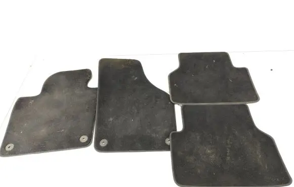 Volkswagen Tiguan Car floor mat set 5N0964452