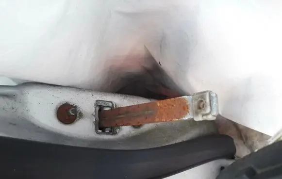 Mazda 626 Front door check strap stopper 