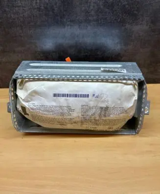 Audi A4 S4 B5 8D Passenger airbag on/off switch 447171501437 6014263