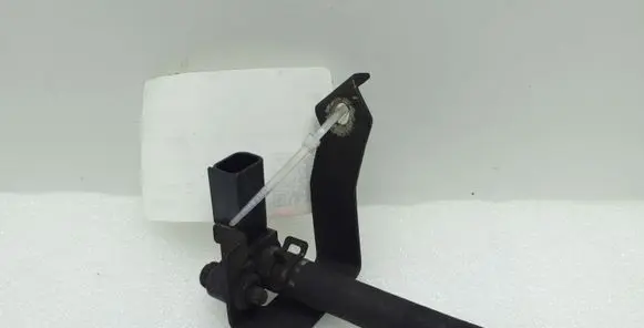 Sensor
