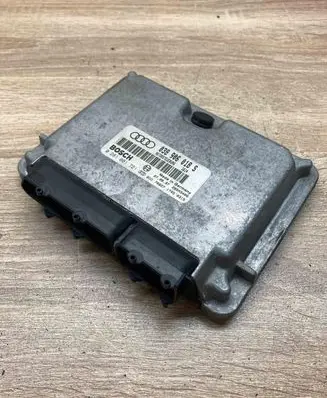 Audi A4 S4 B5 8D Engine control unit/module ECU 038906018S 0281001721