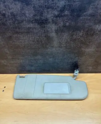 Volkswagen Golf IV Sun visor 3B0857552