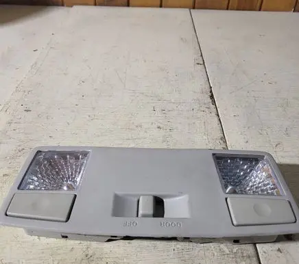 Mazda 5 Front seat light