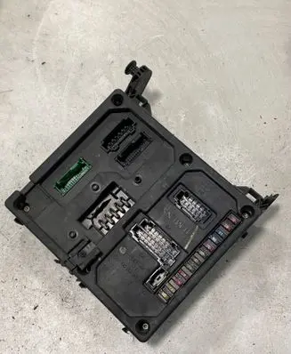 Ford Galaxy Fuse module S120042300B 7M3962258AH 4M2114B205CA