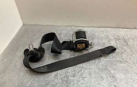 BMW 6 E63 E64 Front seatbelt 603404400C 070629