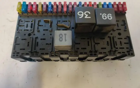 Volkswagen Multivan T4 Fuse box set 357937039