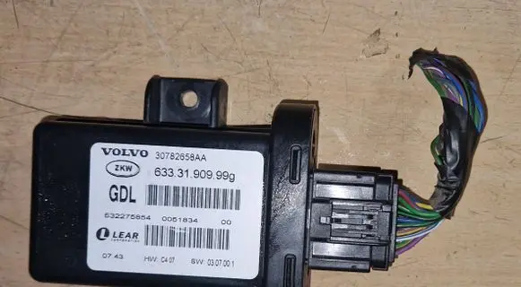 Volvo V70 Light module LCM 30782658