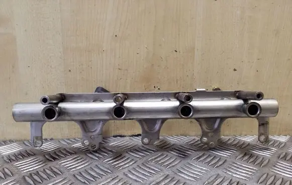 Volkswagen Eos Fuel main line pipe 06F133317L 06H906051A 0261545037