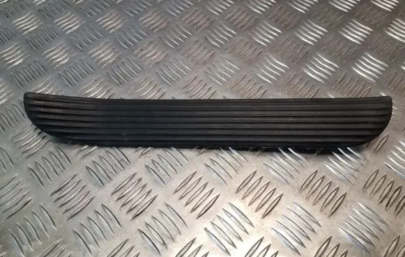 Rear sill trim cover
