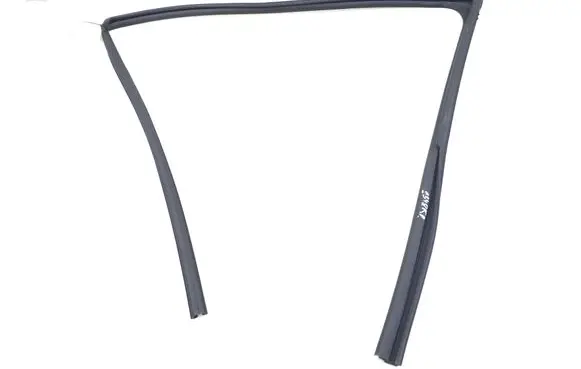 Toyota C-HR I Other front door trim element 68151F4010