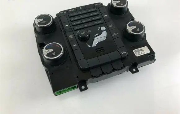 Volvo V70 Climate control unit 31398065 H1511