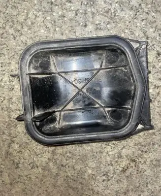 BMW 7 E38 Headlight/headlamp dust cover 1305219044
