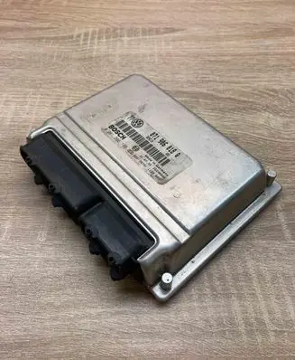 Volkswagen PASSAT B5 Engine control unit/module ECU 071906018Q 0261206166