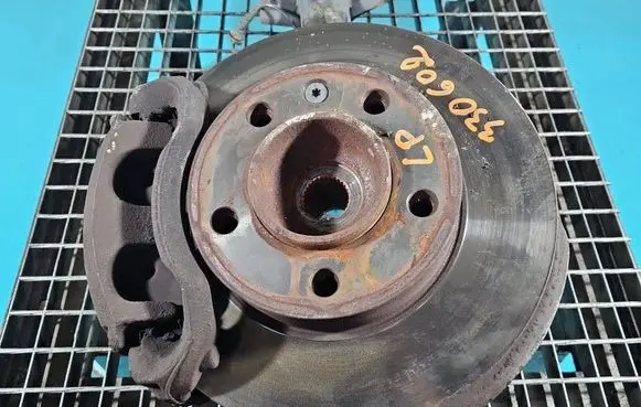 Renault Master III Front wheel hub spindle knuckle IMPRK1522478