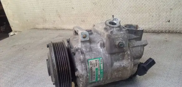 Volkswagen Touran I Air conditioning (A/C) compressor (pump) 1K0820803G