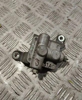 Toyota Hilux (AN10, AN20, AN30) Brake power pressure regulator 