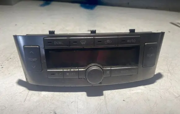 Toyota Avensis T250 Climate control unit 5590005280