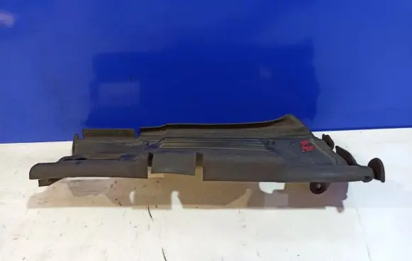 Volvo S80 Front bumper mounting bracket 31217065