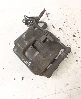 Mercedes-Benz GLA W156 Front brake caliper