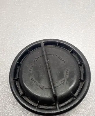 Headlight/headlamp dust cover