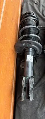 Toyota Yaris Cross Front shock absorber with coil spring 485100DJ70 1635011025A