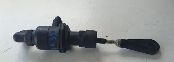 Hyundai ix35 Clutch slave cylinder 