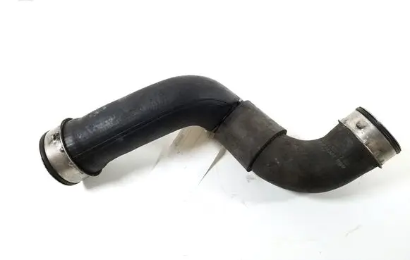 Mercedes-Benz C W203 Intercooler hose/pipe A2035281782
