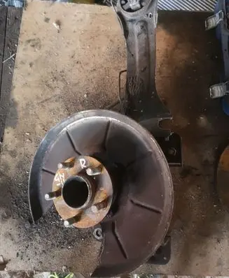 Ford Galaxy Rear wheel hub
