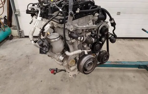 BMW X1 F48 F49 Engine 160420190600 34625676 M11AB01MC