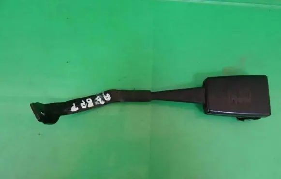 Audi A3 S3 8P Front seatbelt buckle 8P0857756F