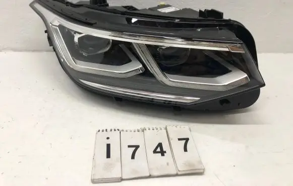 Volkswagen Tiguan Headlight/headlamp 5NB941082G