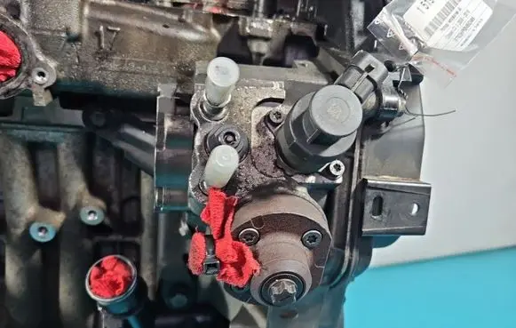 Citroen C3 Fuel injection high pressure pump 9688499680 IMPRK1519931