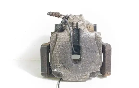 BMW 5 F10 F11 Front brake caliper 6024330