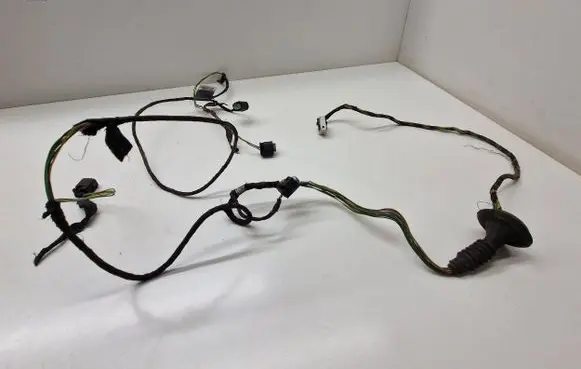BMW 5 E39 Parking sensor (PDC) wiring loom 8377791