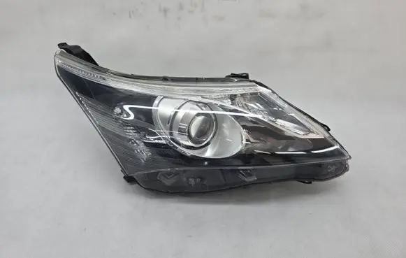 Toyota Avensis T270 Headlight/headlamp 10000-17685RH SP10000-17685RH H296GR-DE