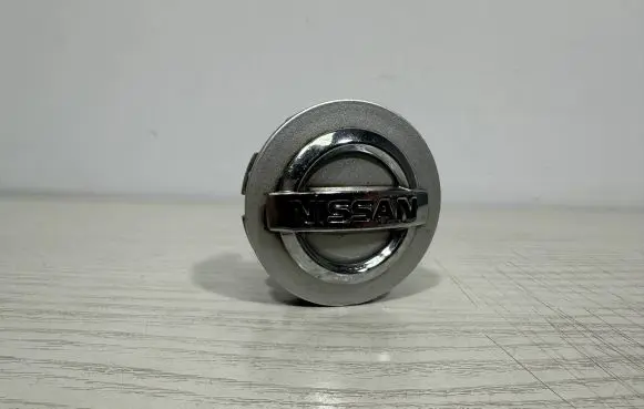 Nissan Micra Original wheel cap 40342AV610 40342BC400