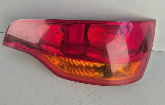 Rear/tail lights