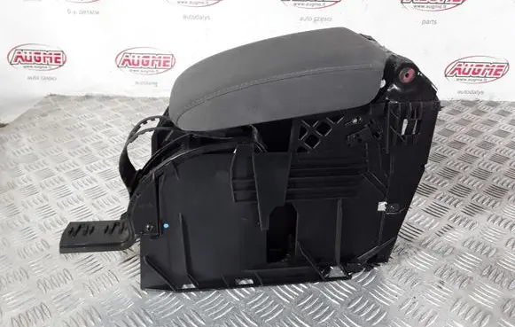 Volkswagen Golf V Armrest 1K5864251B