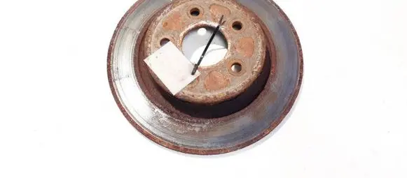 Volvo V50 Rear brake disc neventiliuojamas