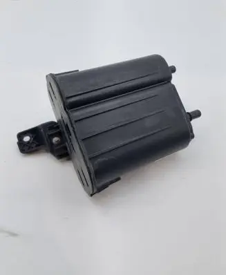 Chrysler Pacifica Active carbon filter fuel vapour canister 05147042AA 68393977AC