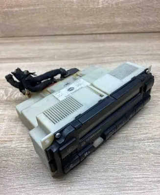 Volkswagen PASSAT B5 Climate control unit 3B1907044A 5HB007617 WITHPLUG