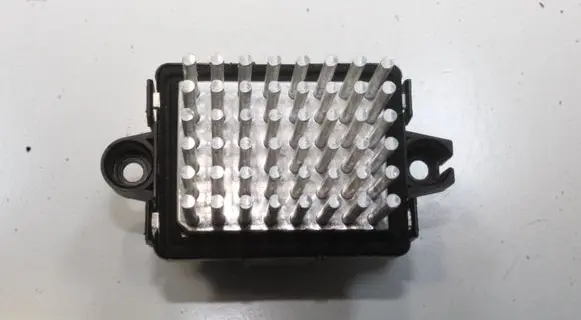 Maserati Ghibli Heater blower motor/fan resistor W0591002