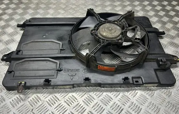 Mitsubishi Colt Radiator cooling fan shroud EPT10706ZI 1350A073
