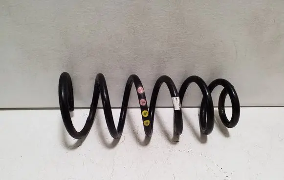 Fiat 500L Rear coil spring 