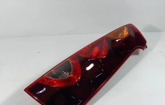 Nissan Note (E11) Rear/tail lights 26550BH00B
