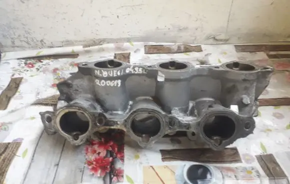 Nissan Quest Intake manifold