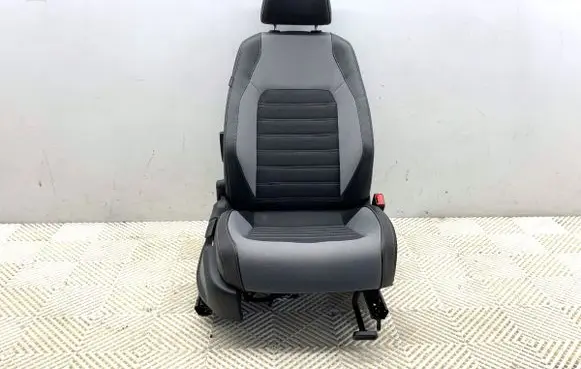 Volkswagen Jetta VI Front passenger seat 