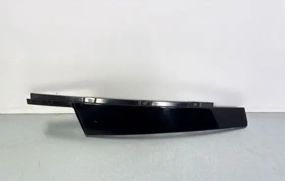 Audi A6 S6 C7 4G Front door glass trim molding 4G0837901