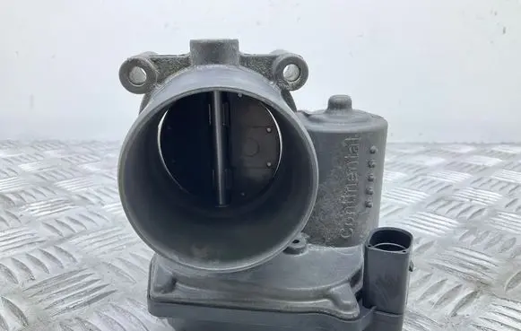 Audi A1 Throttle valve 03C133062S