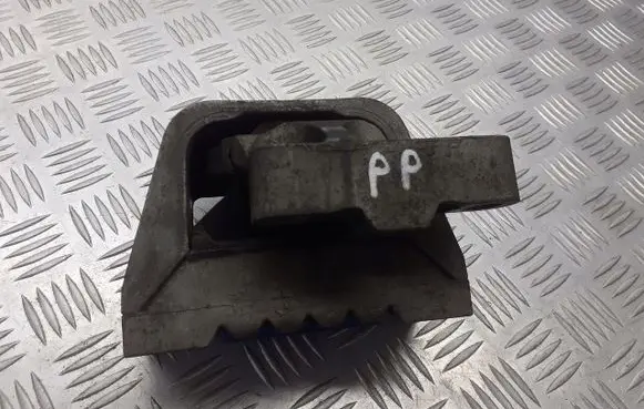 Skoda Octavia Mk2 (1Z) Engine mount vacuum valve 1KO199262